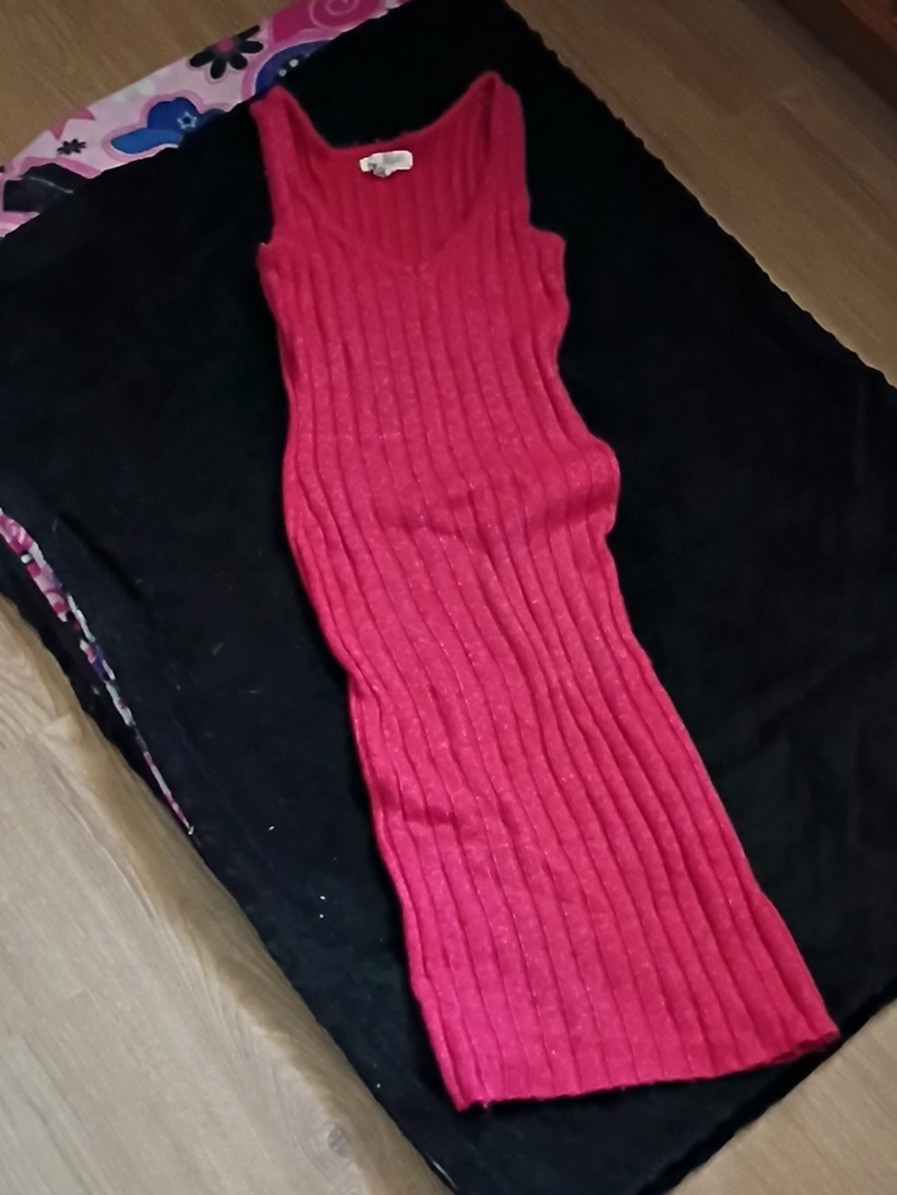Ribbed V-Neck Sleeveless Sweater Dress - Pink
